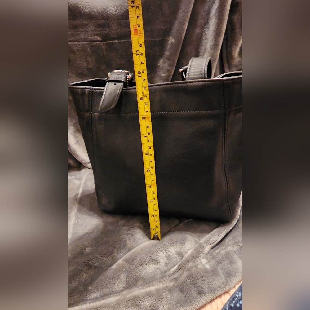 Vintage Coach Black Leather Soho Buckle Bag